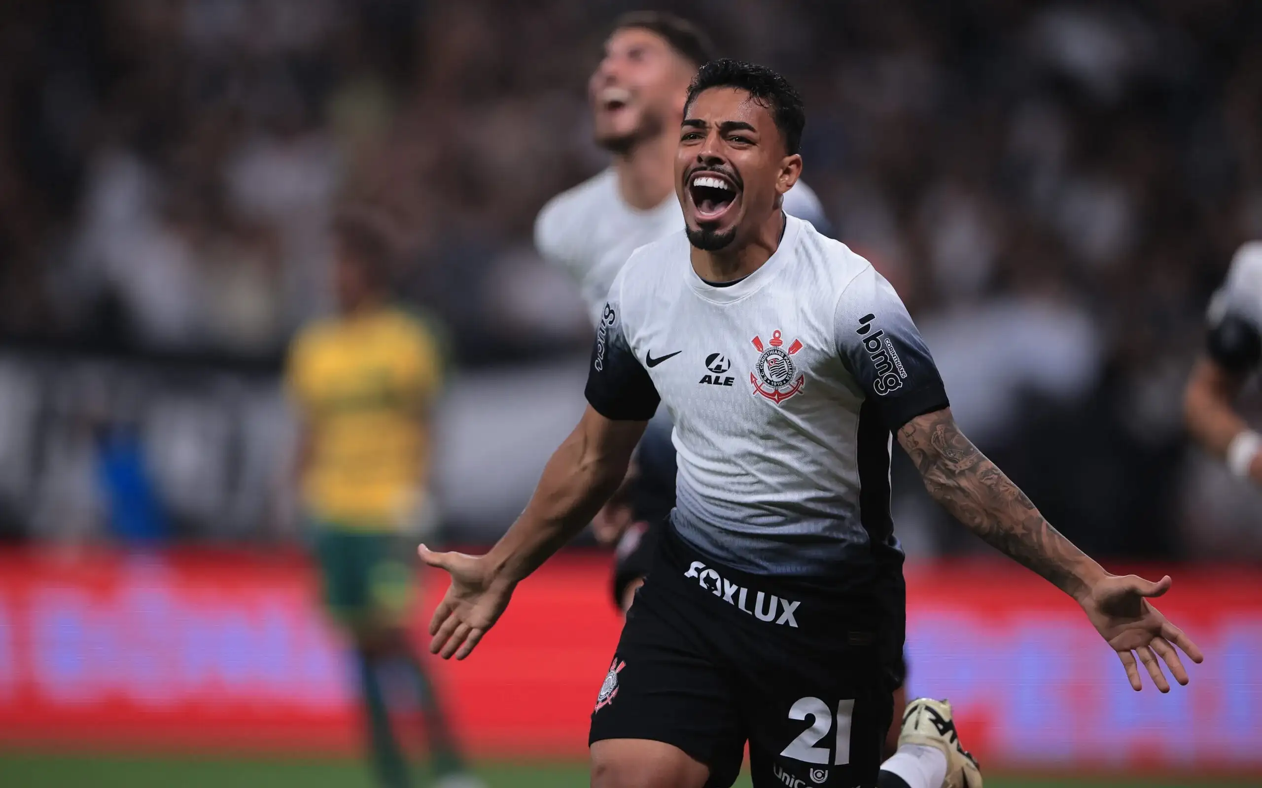 Sejarah dan Perkembangan Peraduan Bola Sepak